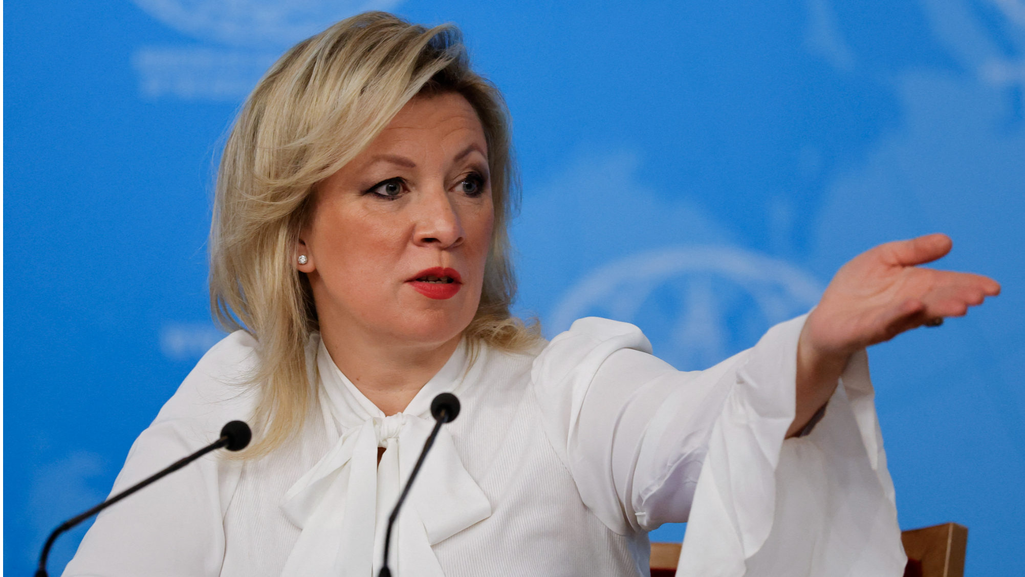 22fe2196fb603cb02321b2eb32832ed4-1