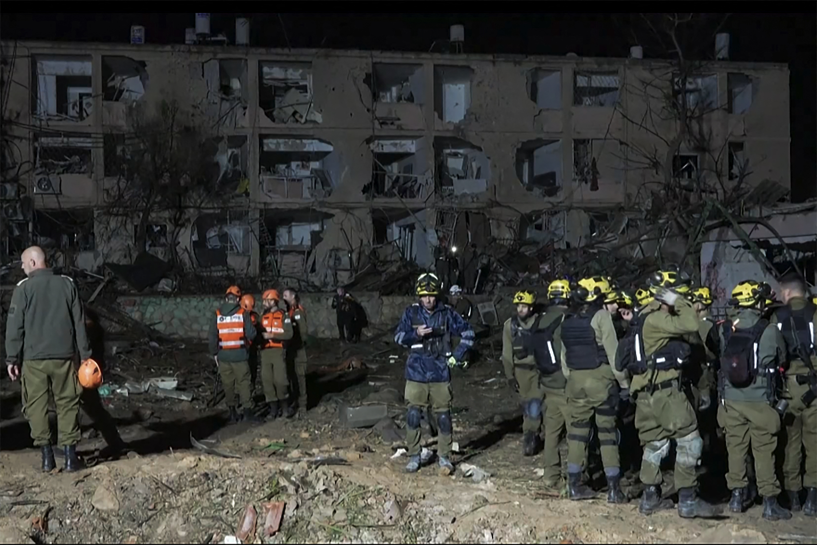 7beed719a38073ff9f00525d5569c875-1