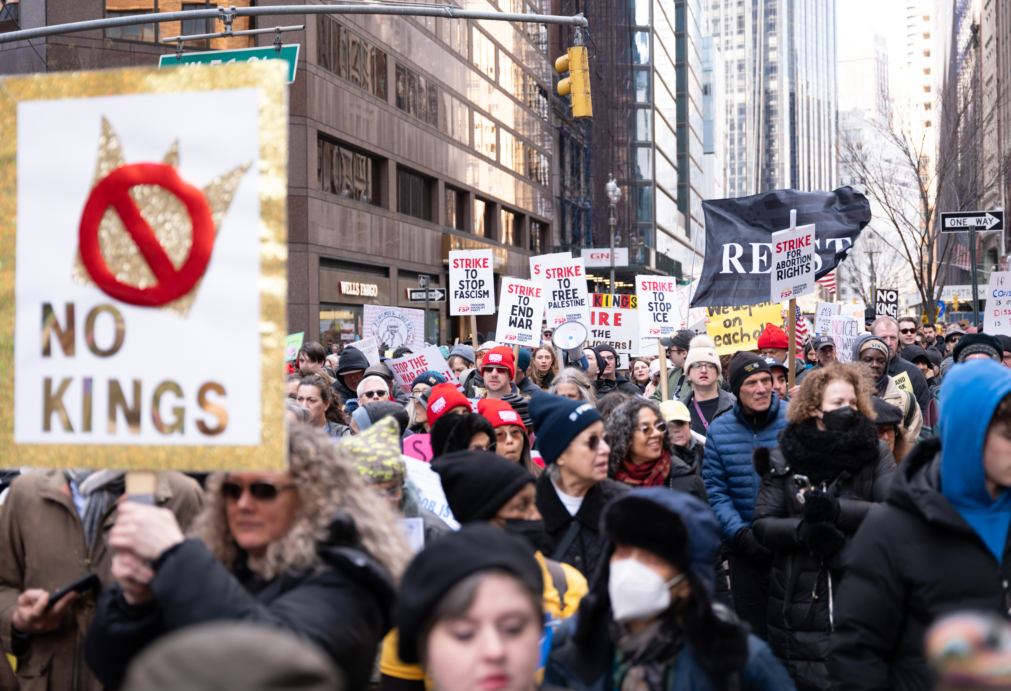 a05e8fb288cd0c23475ad55ab9c911ea-1