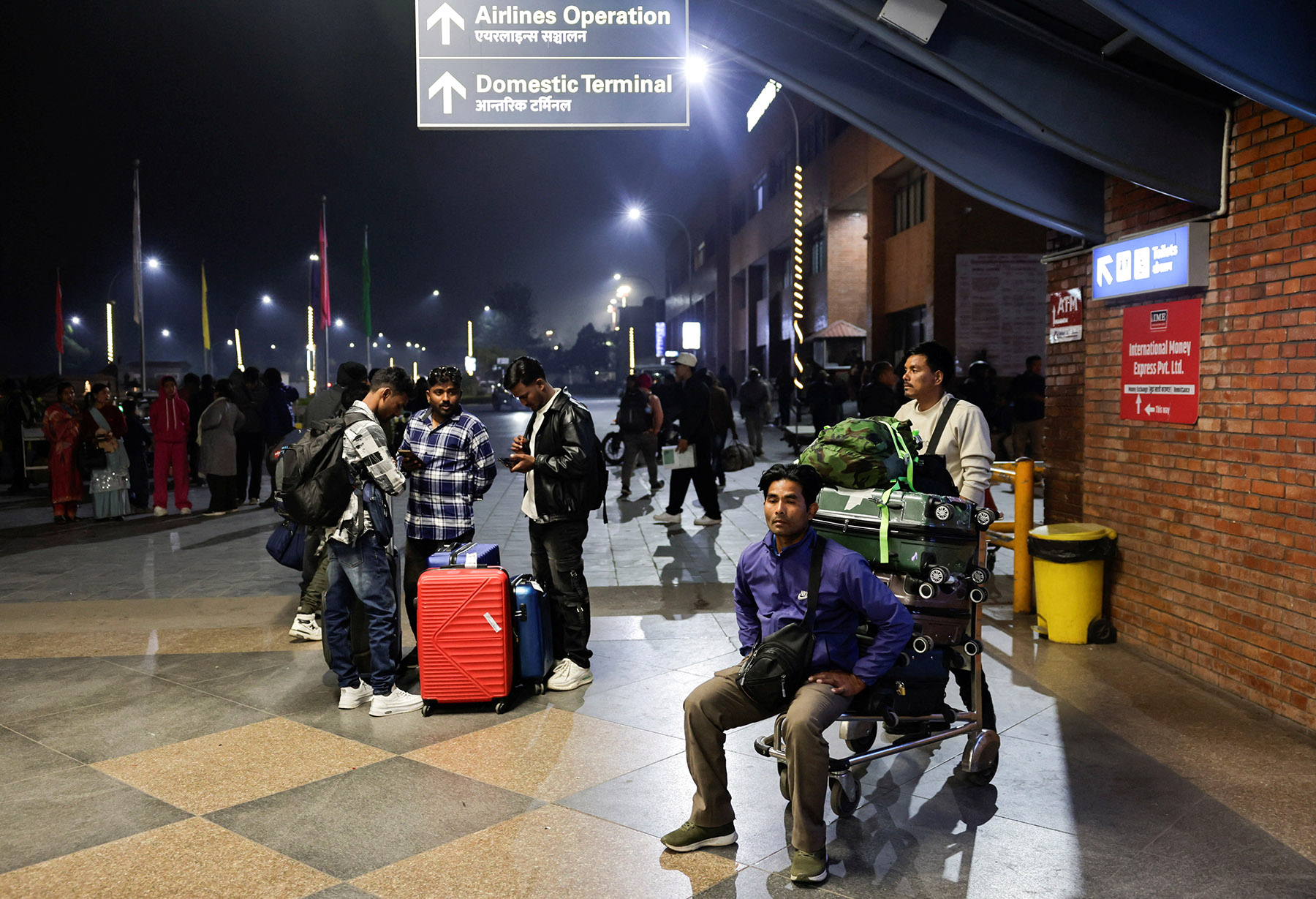 c2ecadecd2d18b74d4f9a1ebc37d5969-1