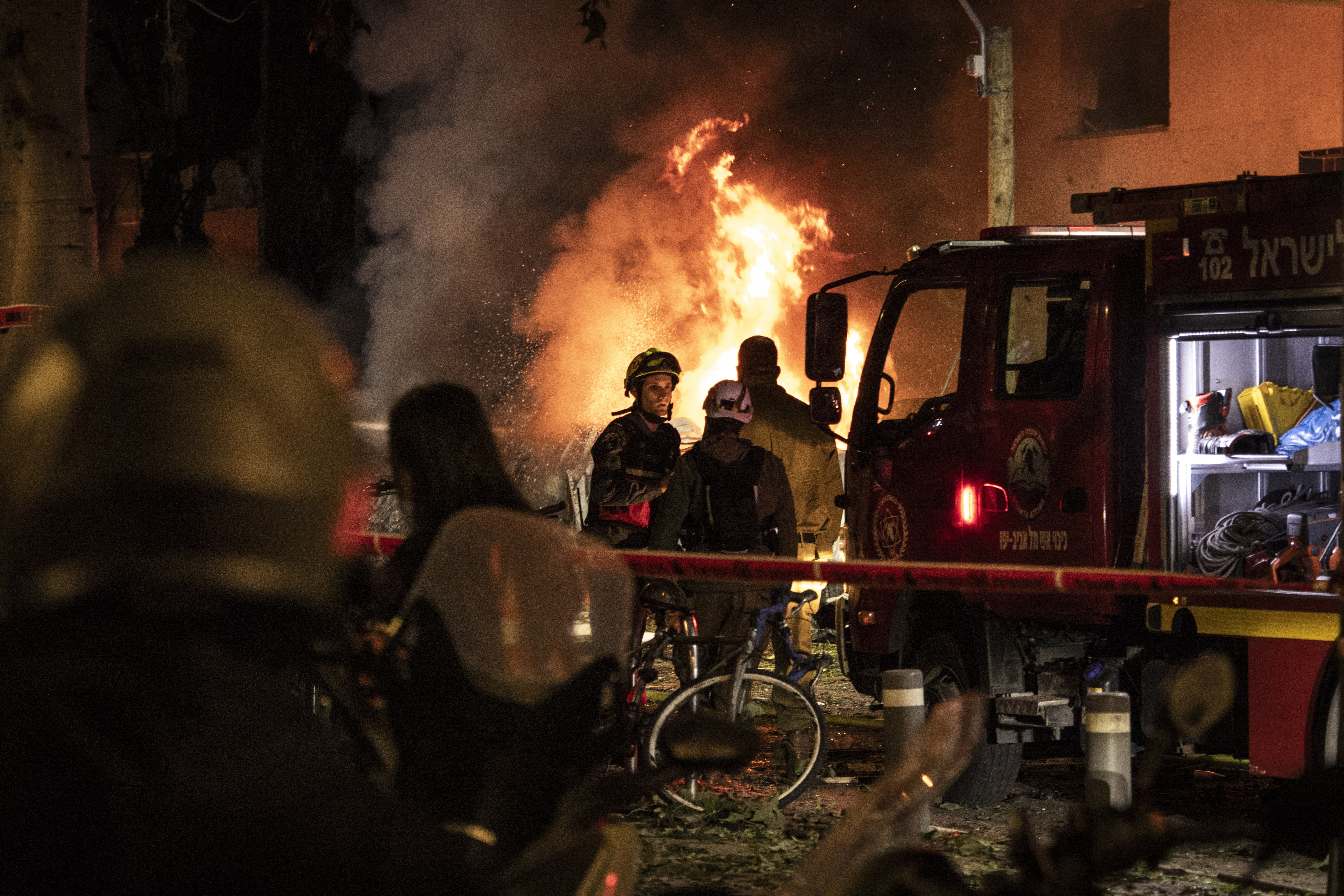 cc5f5cf7057338f636ba8235a698a5a3-1