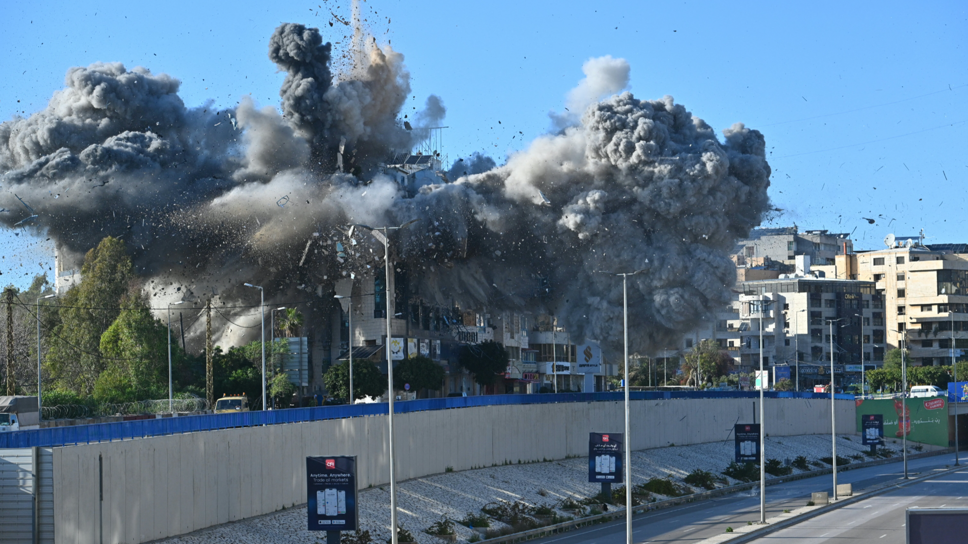 2780a05390ed3bc4ebd8ecb58ee6a686-1